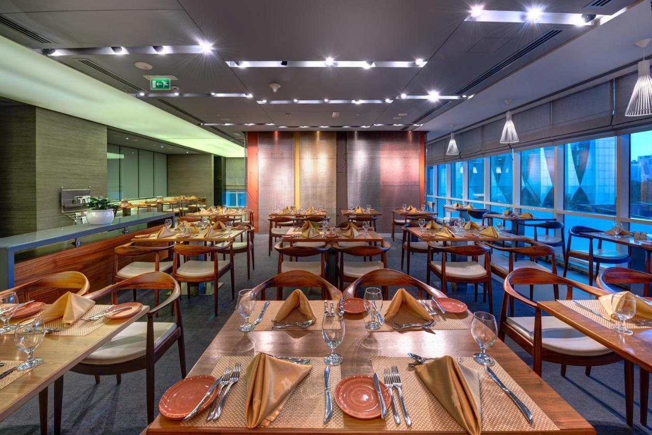 The Act Hotel Σάρτζα Εξωτερικό φωτογραφία The restaurant